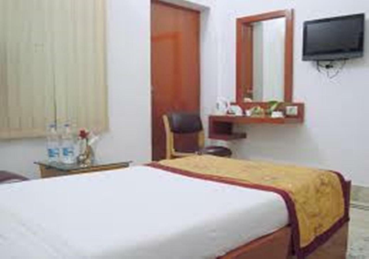 Hotel Tokyo Vihar 菩提伽耶 外观 照片